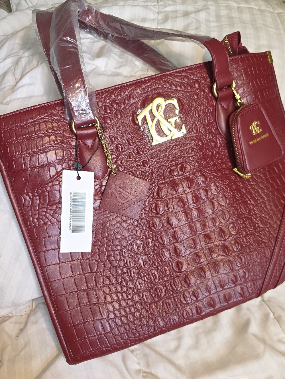 T&C Croc-Embossed Tote Bag in Burgundy